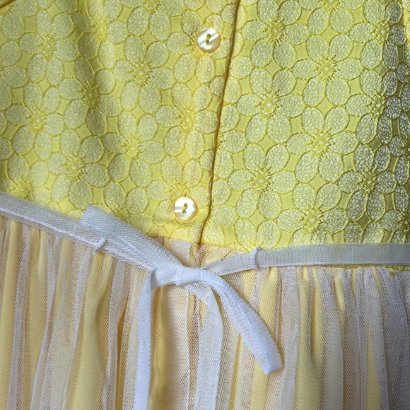 Girls Sweet Heart Rose Yellow Daisy Easter Dress and Coat set size 6 - Picture 5 of 10